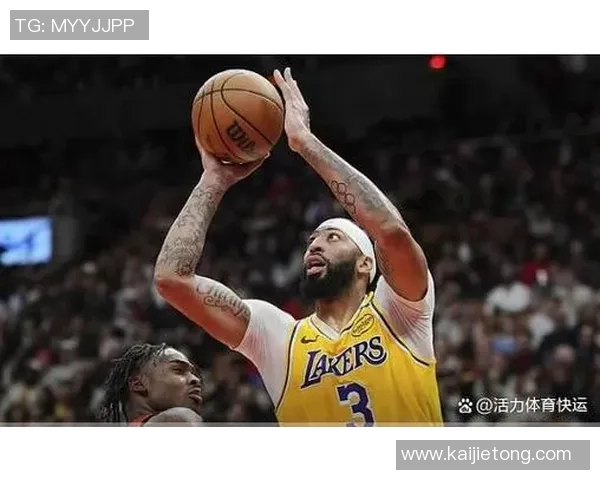 2013年3月9日湖人队与猛龙队激战回顾精彩瞬间与赛场亮点分析 2013年3月9日湖人队与猛龙队激战回顾精彩瞬间与赛场亮点分析