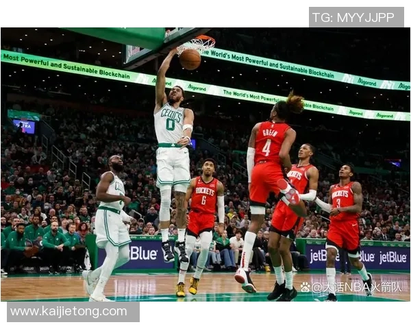 02月12日凯尔特人对阵火箭精彩直播全程回顾与赛后分析