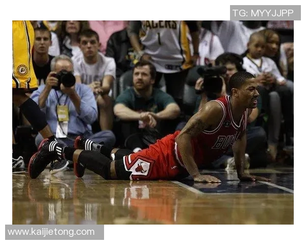 2015年公牛与骑士季后赛第三场激战回顾与精彩瞬间解析